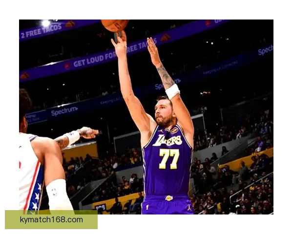 东契奇应避免哈登腿筋拉伤后的复出冒险 保持巅峰状态更为重要