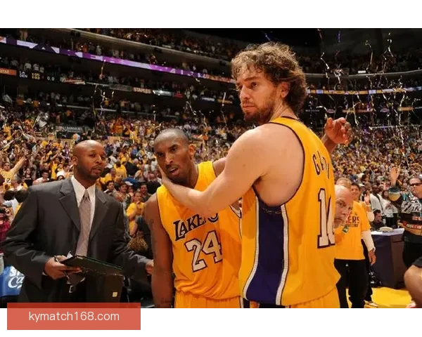 东契奇末节绝杀60分神同步科比退役战传奇缘分